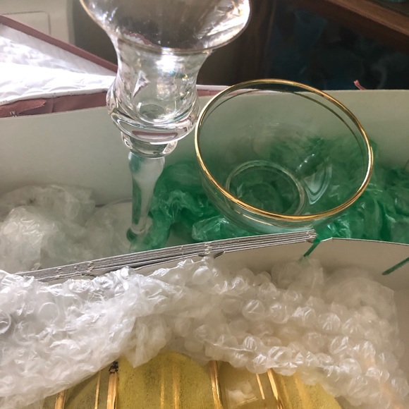 10 px crystal  set w/ case - Picture 4 of 4